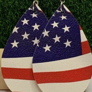 USA Earring, Flag Earring, Fourth of July Earring, Patriotic Earring, Gift Idea